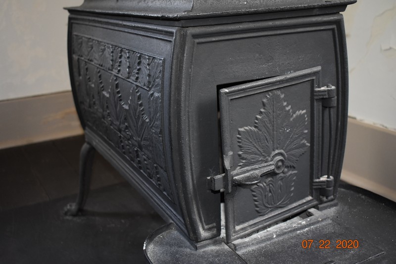 Brought from Vermont by a member of the Bates Family. This originally was in a Vermont Law Office.