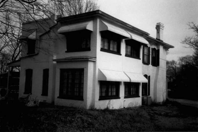 2002 photo of rear additions to Gertrude and Nelson Burch House (Beetem)