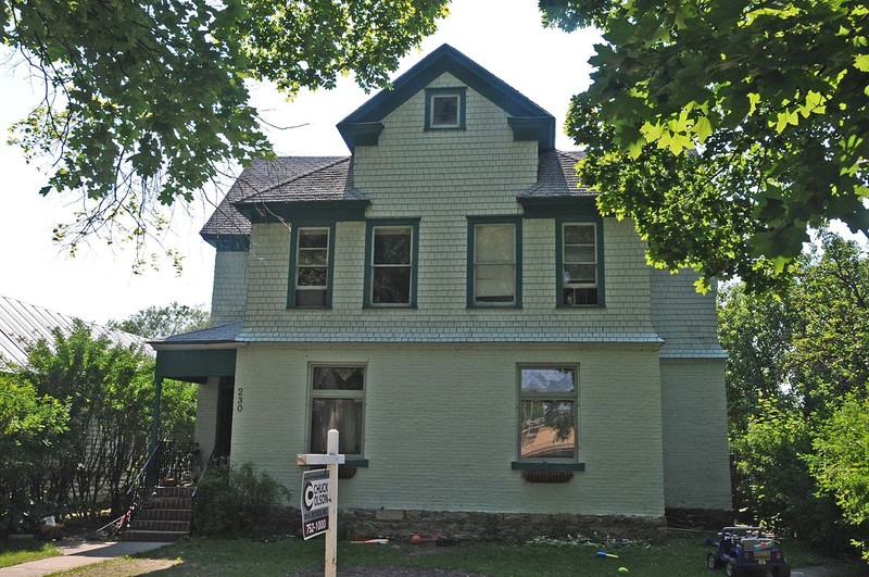 The Beaman House was built around 1895. It is an interesting example of Queen Anne architecture.