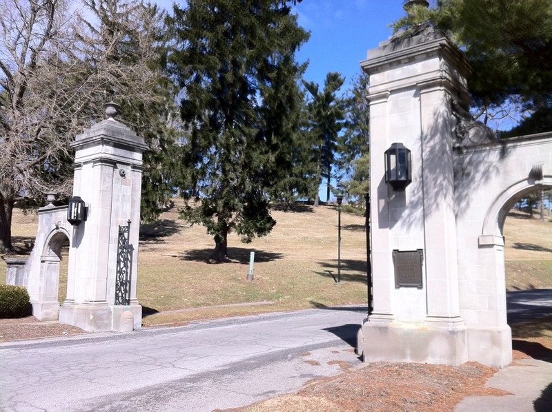 Entrance to the park.