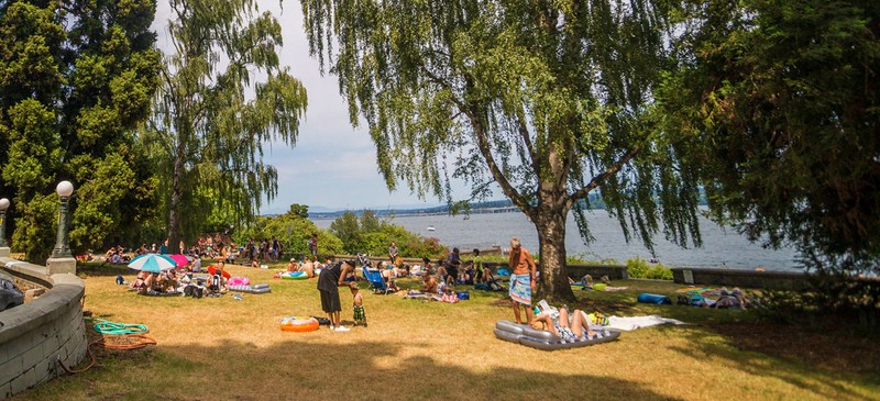 Denny Blaine Park on a sunny day