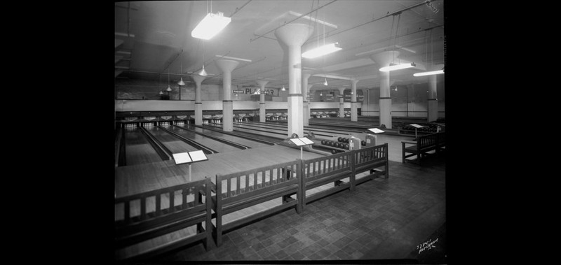 Light, Rectangle, Table, Black-and-white