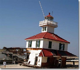 1890 Lighthouse after Hurricanes Katrina and Rita but before the cupola fell