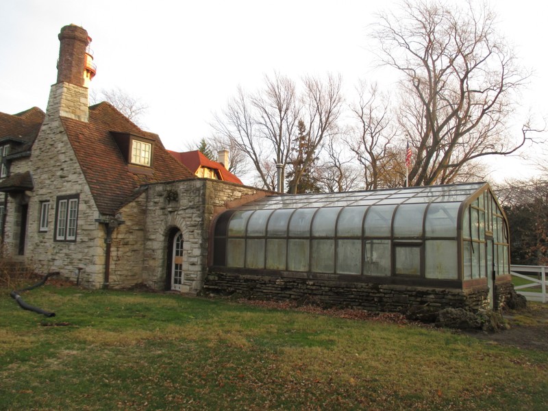 Sky, Plant, Window, Land lot