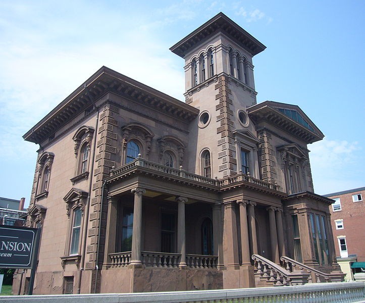 Outside View of Victoria Mansion