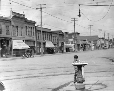 tacoma walking tours