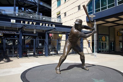 Honus Wagner Statue - Clio