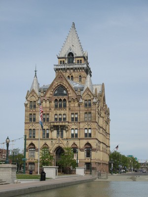 syracuse ny walking tour