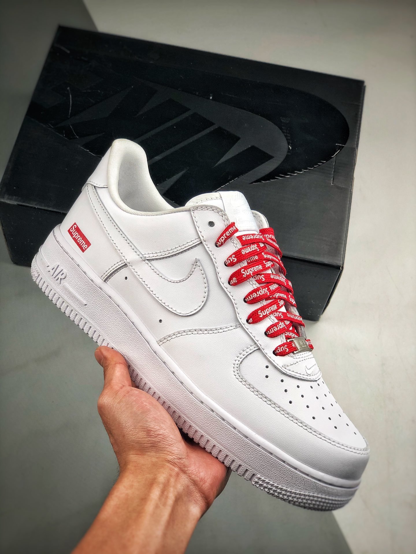 Supreme x Nike Air Force 1 Low White CU