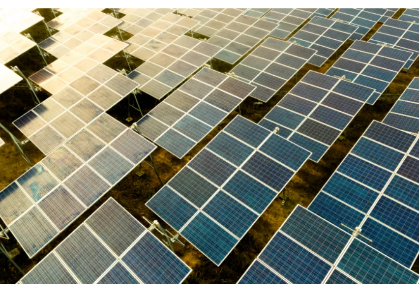 Políticas climáticas más exigentes reducen el coste de la deuda para las empresas más "verdes"