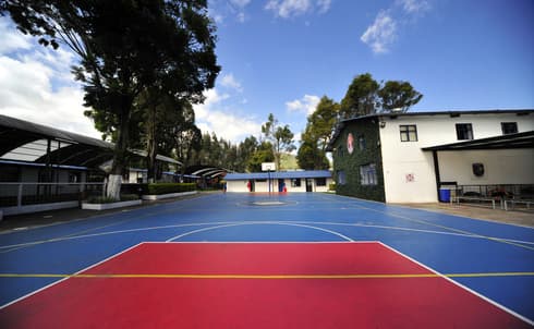 Cancha de básquet / Pista de patinaje