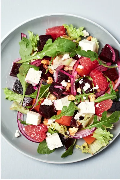 Business-Brunch Frankfurt mit Rote-Bete-Salat & Feta Gesunder Business-Brunch Frankfurt: Rote-Bete-Salat mit Feta und Walnüssen
