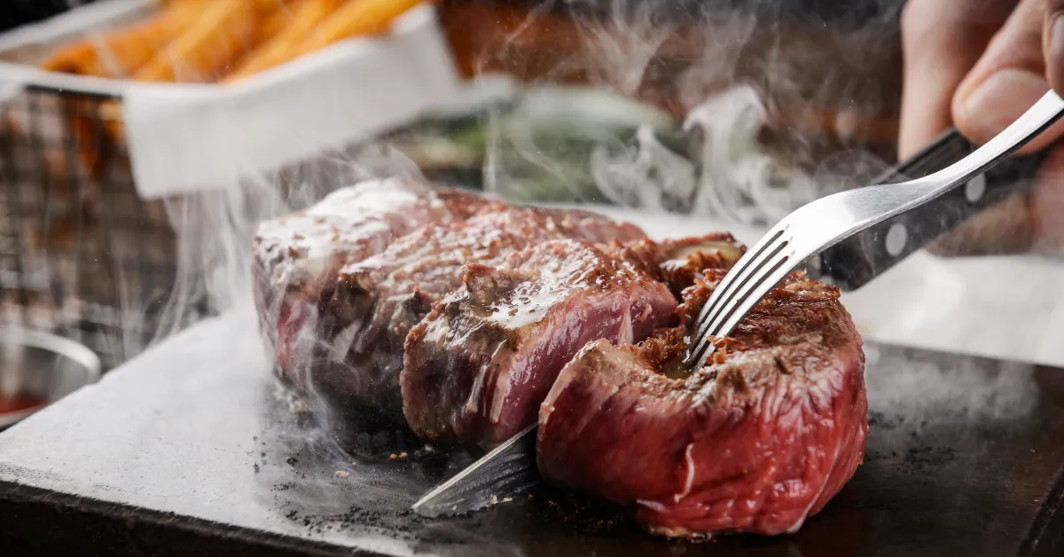 Grillen auf heißem Stein Grillen auf heißem Stein