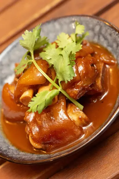 南乳醬燜豬手（點心）