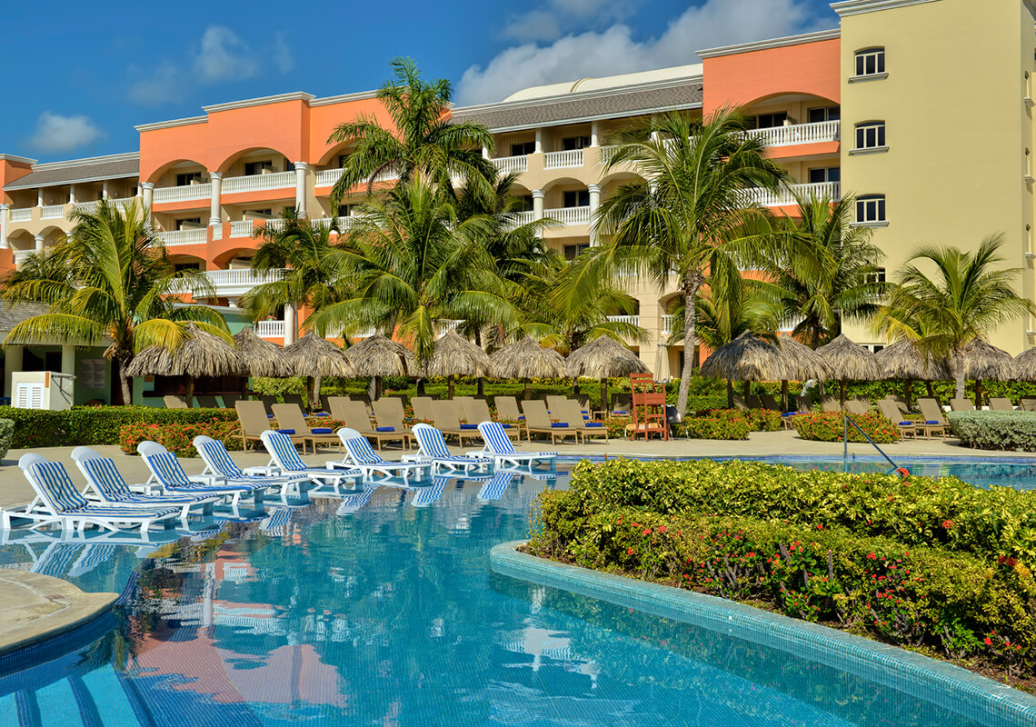 secrets resorts reviews jamaica