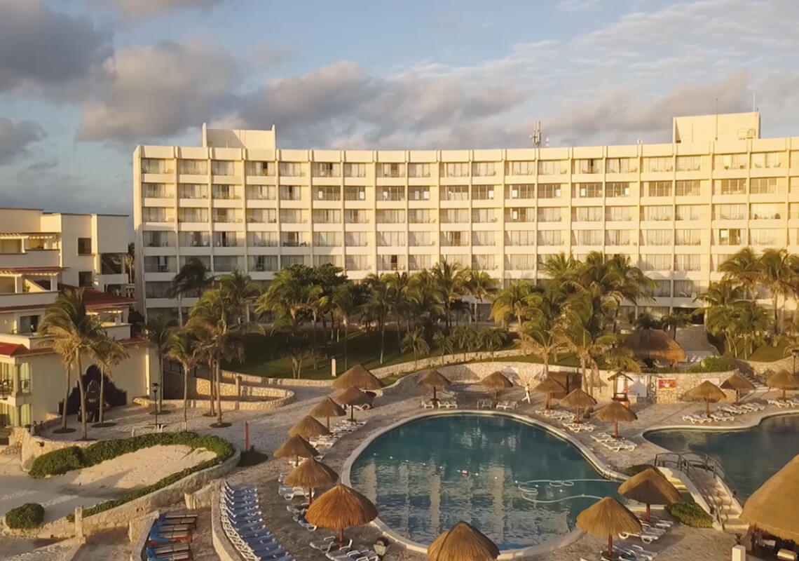 grand park royal cancun airport shuttle