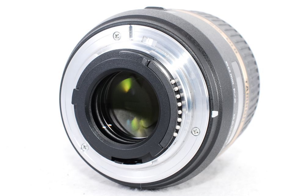Tamron SP 60mm F2 Di II AF Macro Lens 1:1 G005 for Nikon-4