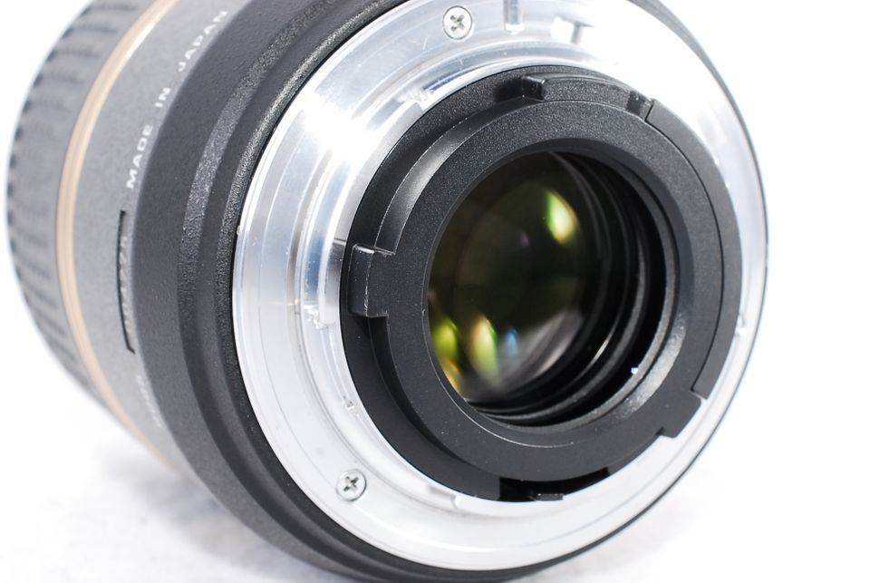 Tamron SP 60mm F2 Di II AF Macro Lens 1:1 G005 for Nikon-5