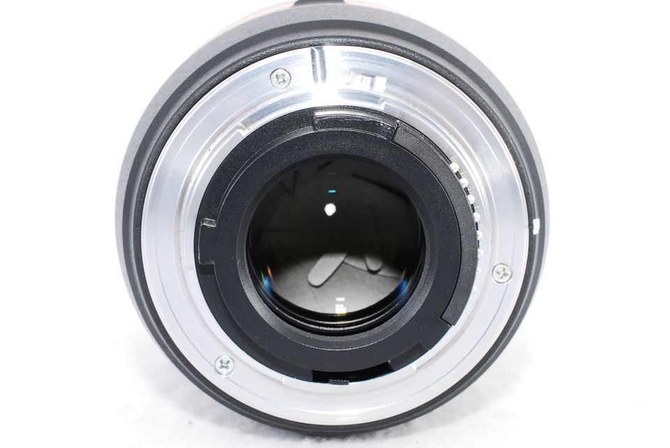 Tamron SP 60mm F2 Di II AF Macro Lens 1:1 G005 for Nikon-7