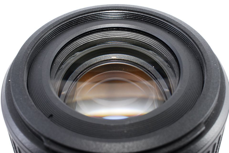 Tamron SP 60mm F2 Di II AF Macro Lens 1:1 G005 for Nikon-8