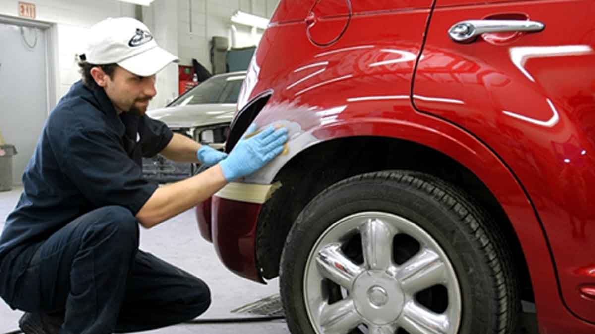 What Does F & M Automotive Body & Repair Do?