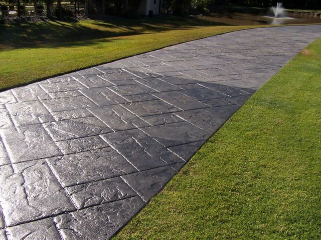 Durable Outdoor Flooring: The Benefits of Sealed Concrete