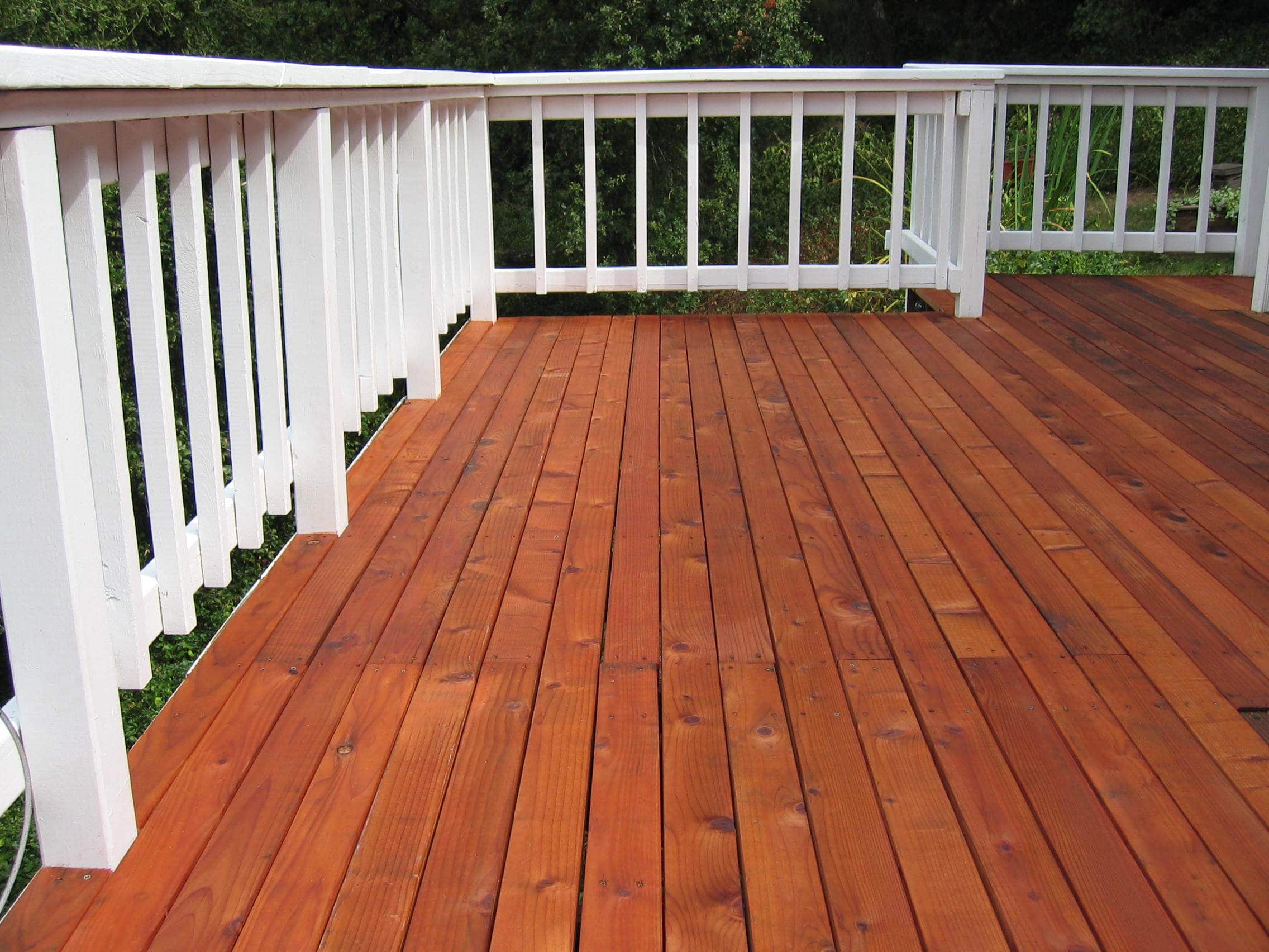 Alternatives to Staining Your Deck