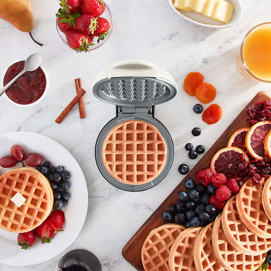 Choosing the Right Ceramic Waffle Maker