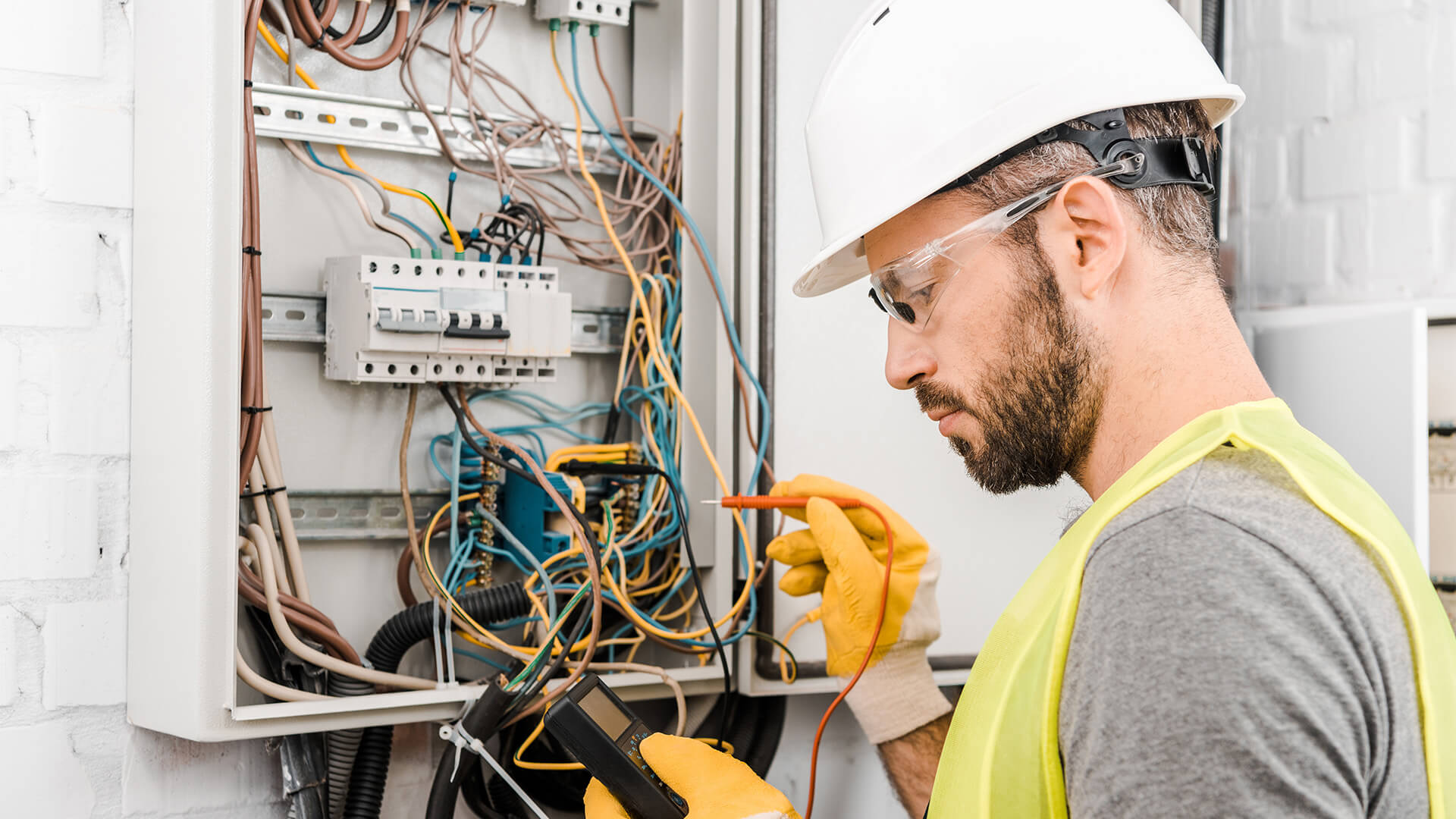 The Safety Implications of DIY Electrical Work
