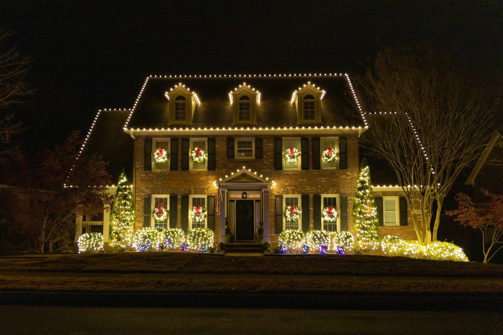 How Christmas Light Installation Near Me can Save You Time, Stress, and Money.