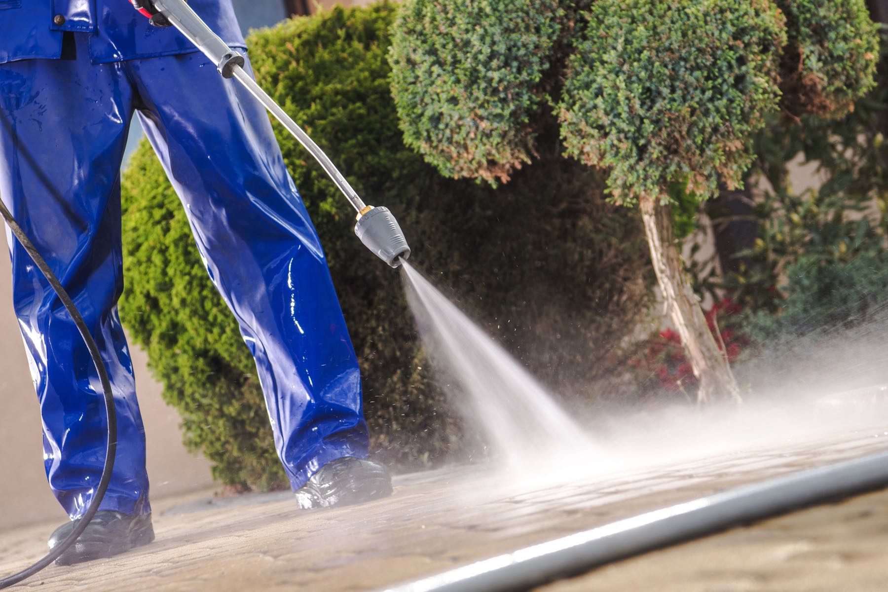 Importance of Professional Pressure Washing