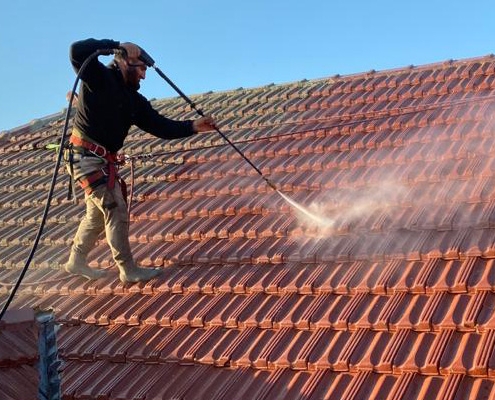 The 4-Minute Rule for Roof Cleaning