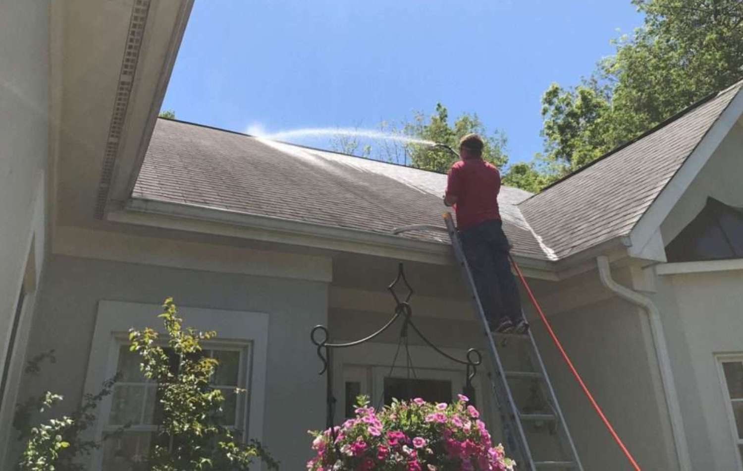 The 9-Second Trick For Roof Cleaning