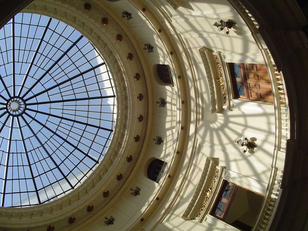 Essential Features for Choosing Skylights