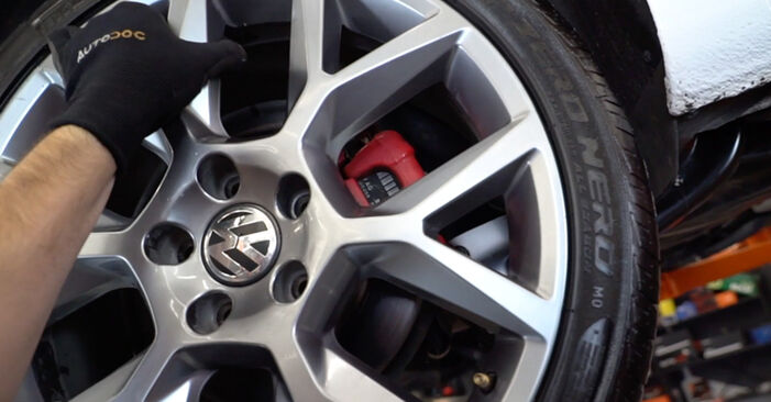 Come rimuovere VW GOLF 1.4 2012 Cuscinetto Ruota - istruzioni online facili da seguire