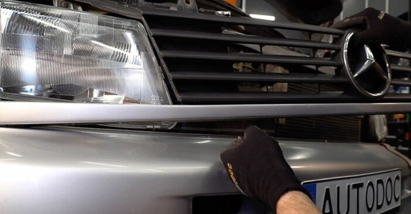 How to change headlights on Mercedes Vito W638 replacement guide