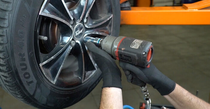 FIAT PANDA 1.20 Bremsbacken ausbauen: Anweisungen und Video-Tutorials online