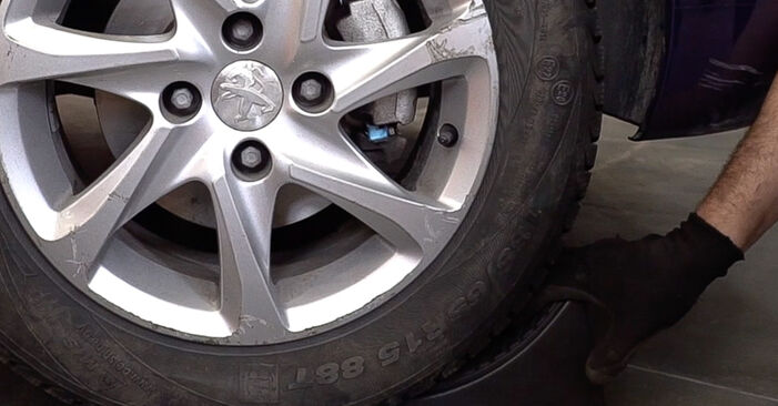How to change Brake Pads on PEUGEOT 208 I Hatchback (CA_, CC_) 2013 - tips and tricks