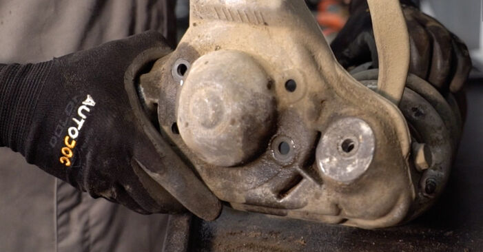 VW PASSAT 1.9 TDI Querlenker austauschen: Handbücher und Video-Anleitungen online