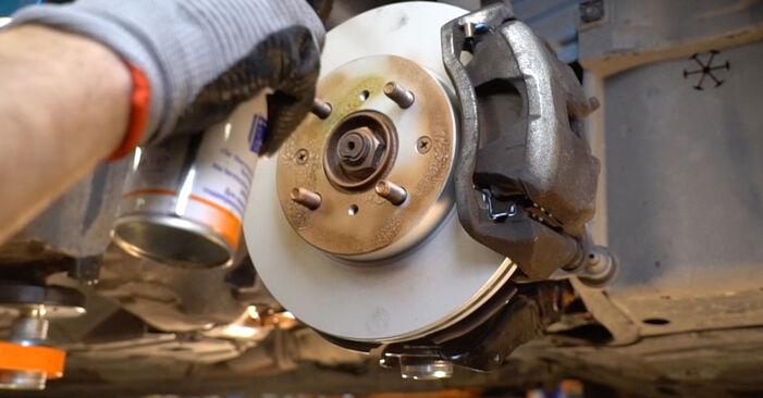 How to change Brake Discs on HONDA INSIGHT (ZE_) 2021 - tips and tricks