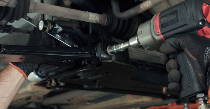 Wie schwer ist es, selbst zu reparieren: Querlenker Ford Fiesta Mk5 1.6 16V 2001 Tausch - Downloaden Sie sich illustrierte Anleitungen