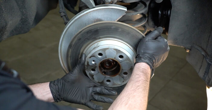 Audi A4 B8 1.8 TFSI 2009 Bremsscheiben wechseln: Gratis Reparaturanleitungen