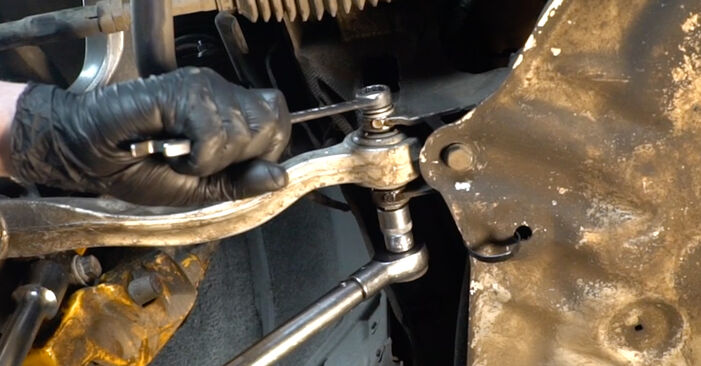 BMW 5 SERIES 525d 2.5 Control Arm replacement: online guides and video tutorials