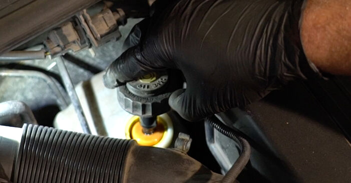 Bremsbeläge beim SKODA OCTAVIA 2.0 TDI 2011 selber erneuern - DIY-Manual