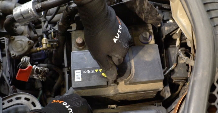 Wieviel Zeit nimmt der Austausch in Anspruch: Thermostat beim Peugeot 207 WA 2014 - Ausführliche PDF-Anleitung