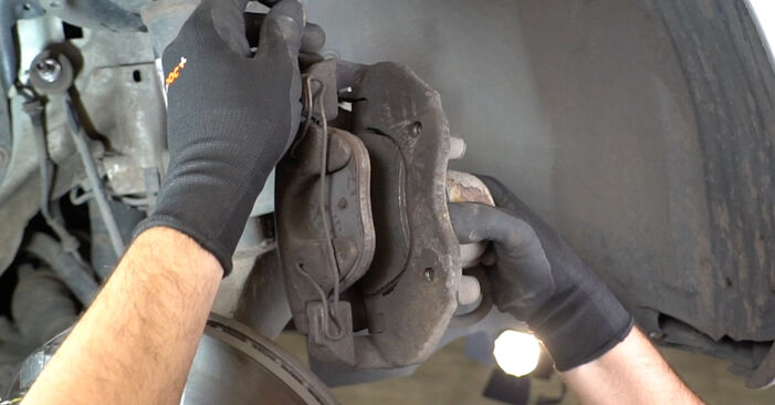 Radlager Ford Focus mk2 Limousine 1.6 2007 wechseln: Kostenlose Reparaturhandbücher