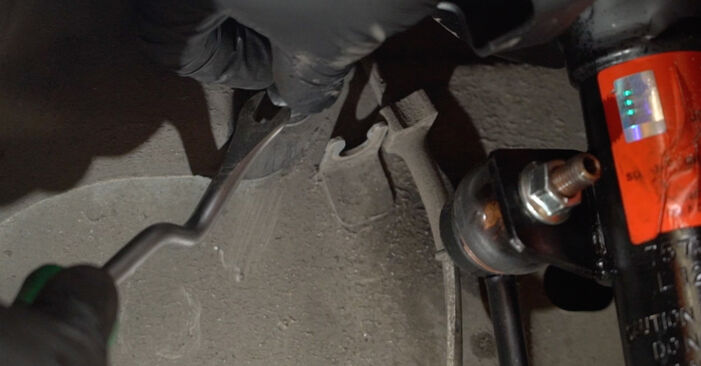 Wie Radlager FORD Fiesta Mk6 Schrägheck (JA8, JR8) 1.4 TDCi 2009 austauschen - Schrittweise Handbücher und Videoanleitungen