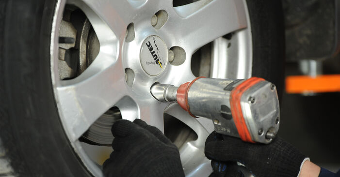 Nissan X Trail t30 2.2 Di 4x4 2003 Brake Discs replacement: free workshop manuals