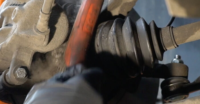 Replacing Wheel Bearing on Renault Clio Mk3 2005 1.5 dCi by yourself