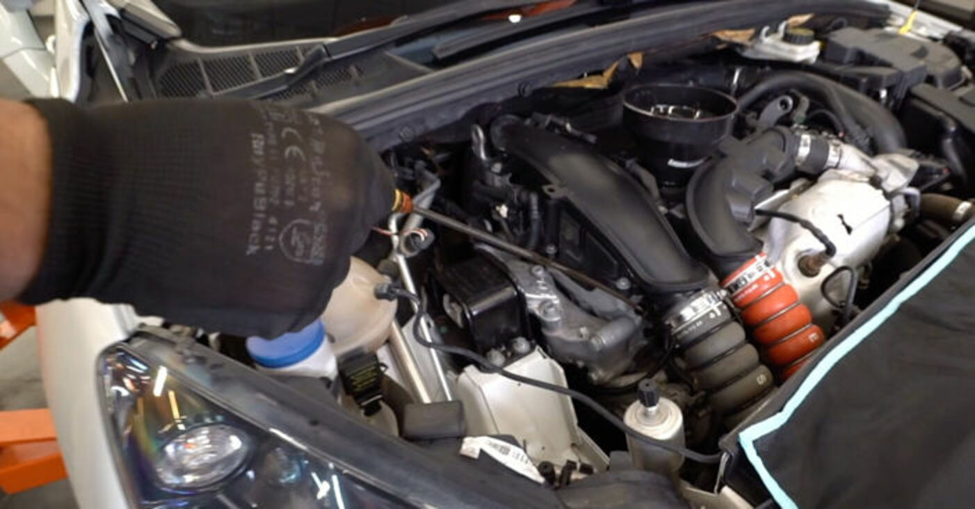 Jak wymienić oleju silnikowego i filtra w Peugeot 308 I